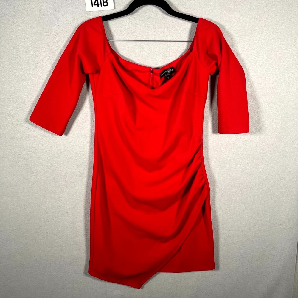Crystal Doll Bodycon Dress Womens 7 Red Asymmetrical Hem Ruched Front 3/4 Sleeve